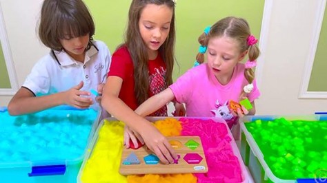 WATCH LIKE NASTYA visual data 6